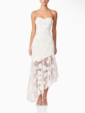 buttercup embroidered maxi dress in white ELLIATT Buttercup Embroidered Maxi Dress by ELLIATT
